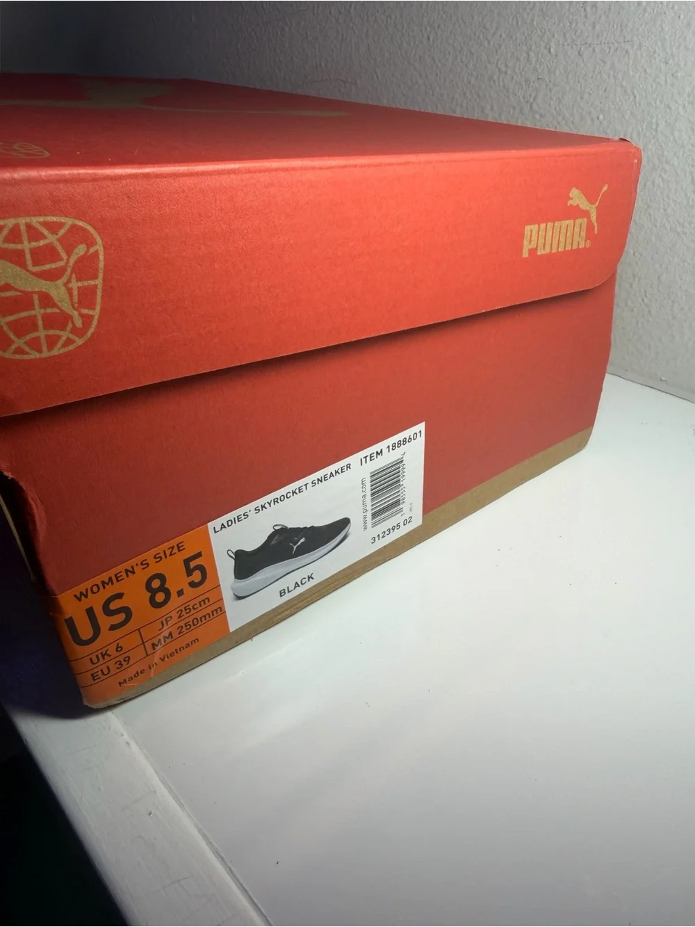 Puma Women's Black and White Athletic Running Shoes Fit+ Skyrocket - 8.5